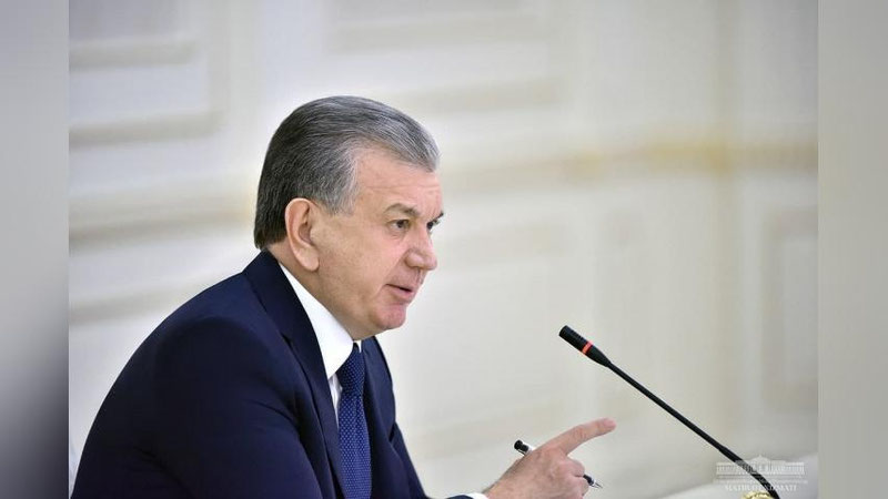 'Курашишни бир дақиқага ҳам тўхтатиб бўлмайди, хавф-хатар ҳали ўтиб кетмади — Президент коронавирус билан боғлиқ вазият ҳақида гапирди'ning rasmi