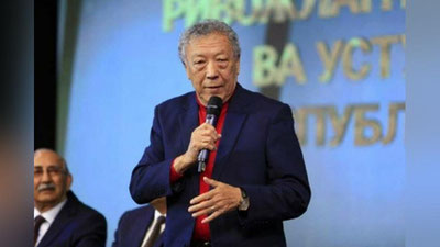'Xayrulla Sa`diev "O`zbekiston Respublikasida xizmat ko`rsatgan yoshlar murabbiysi" faxriy unvoni bilan taqdirlandi'ning rasmi