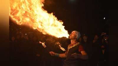 'Mirishkorda gulxan atrofida "yulduzli" kecha bo`lib o`tdi (foto)'ning rasmi
