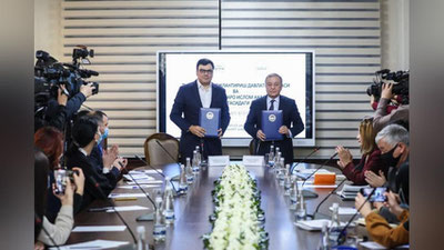 'Aziz Abduhakimov  “Al-Buxoriy” xalqaro sputnik telekanalini ochishni taklif qildi'ning rasmi