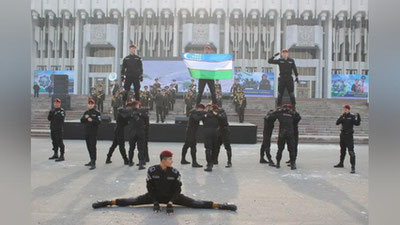 'Toshkentda “Kim Vatanga sodiq bo`lsa, mendirman o`sha!” shiori ostida harbiy-vatanparvarlik festivali o`tkazilmoqda'ning rasmi