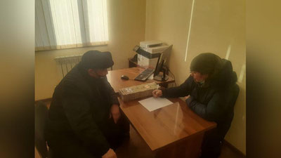 'Yangiqo`rg`onlik ota o`z farzandi uchun voyaga etgunga qadar bo`lgan aliment summasini to`liq to`lab berdi'ning rasmi