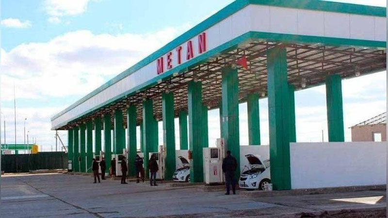 'Намангандаги газ "заправка"ларида соатли иш тартиби бекор қилинди'ning rasmi