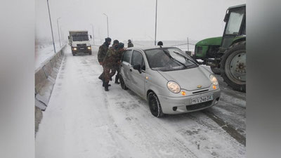 'O`zbekistonning shimoliy hududlarida keskin sovuq tushdi(foto)'ning rasmi