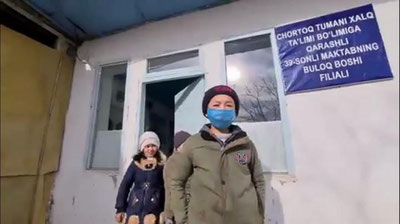 'Xalq ta`limi vaziri o'rinbosari Chortoqda ikki xonadan iborat maktab borligini tan oldi'ning rasmi