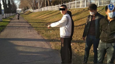 'Toshkentda 500 ming so`mlik telefon uchun bosqinchilik qilganlar qo`lga olindi'ning rasmi