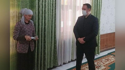 '“O`zarxiv”ning marxum xodimi “Soha iftixori” ko`krak nishoni bilan taqdirlandi'ning rasmi