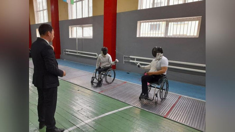 'Mamlakatimizda ilk bor paraqilichbozlik bo`yicha chempionat bo`lib o`tdi'ning rasmi