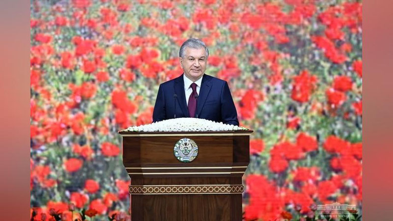 'Президент Наврўз байрамига бағишланган тантанали маросимда табрик сўзлади'ning rasmi