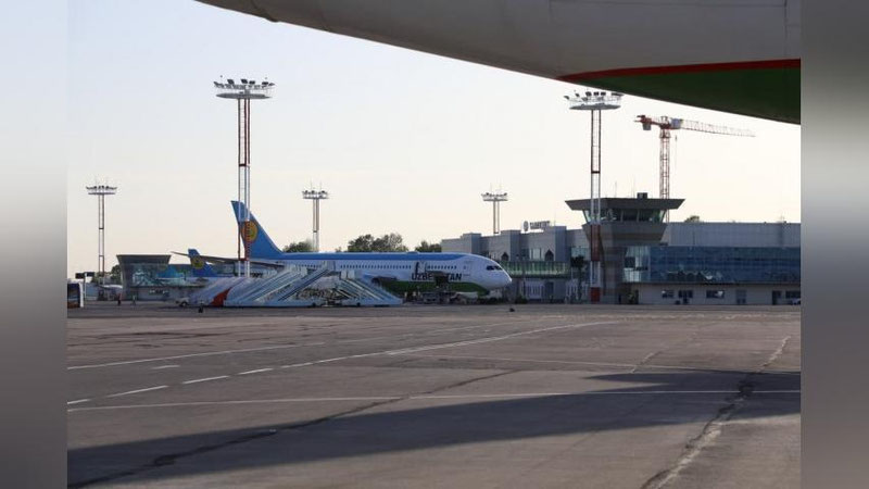 'Toshkentdan Navoiyga aviaqatnovlar tiklanadi'ning rasmi