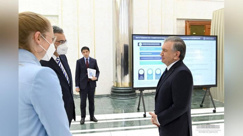 'Yangi O`zbekiston universiteti tashkil etildi. Kirish imtihonlarini Kembrij universiteti o`tkazadi, shuningdek...'ning rasmi