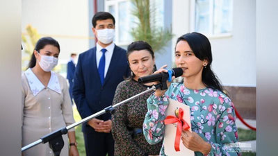 'Umidsizlikka tushib qolgan fuqaroga Prezident 3 xonali uy sovg`a qildi(foto)'ning rasmi