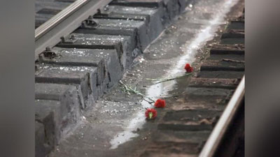 'Sirdaryoda poezd 55 yoshli ayolni urib ketdi. Ayol voqea joyida vafot etgan'ning rasmi