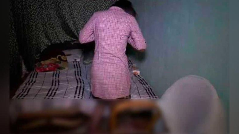 'O`z uyini foxishaxonaga aylantirgan 60 yoshli buxorolik ayol qo`lga tushdi'ning rasmi