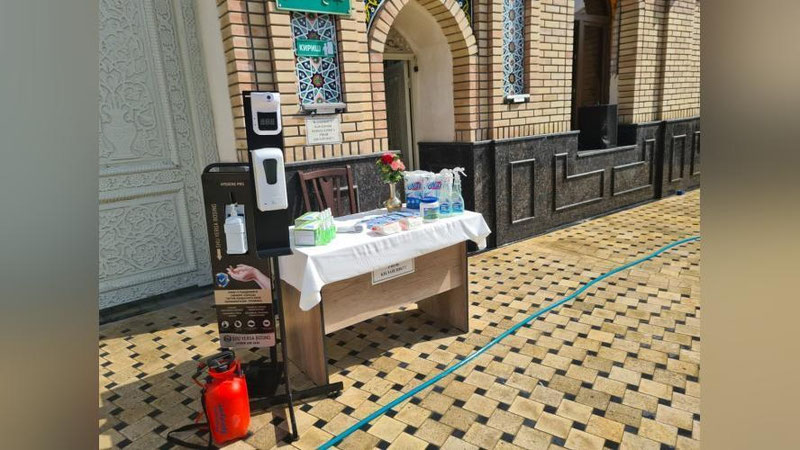 Изрображение 'Фото: все мечети Наманганской области готовы к пятничной молитве в соответствии с карантином'