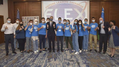 'AQShdagi oilada 1 yil davomida bepul yashash, maktabda o`qish imkonini beruvchi dastur uchun arizalar qabuli boshlandi'ning rasmi