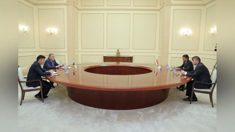 'Baxtiyor Sayfullaev Tojikiston Majlisi namoyandagon Majlisi Oliy a`zolari bilan uchrashdi'ning rasmi