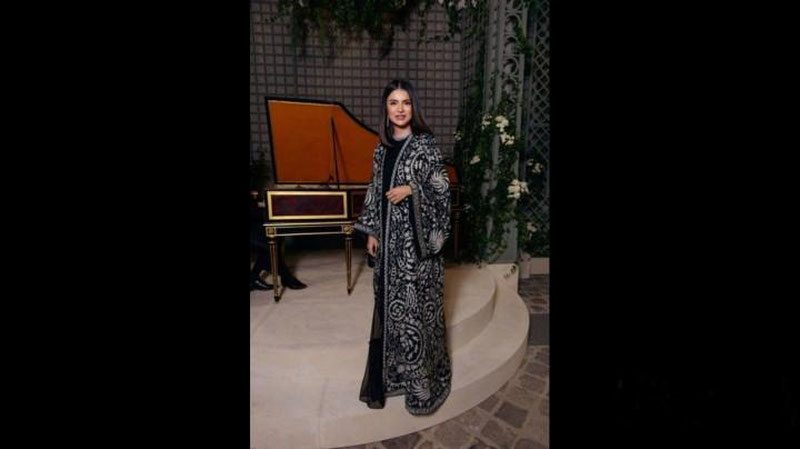 'Хорижга хизмат сафарига борган пайтларимда ҳар бир учрашув, ҳар бир тадбирга миллий либосда иштирок этишга ҳаракат қиламан — Саида Мирзиёева'ning rasmi