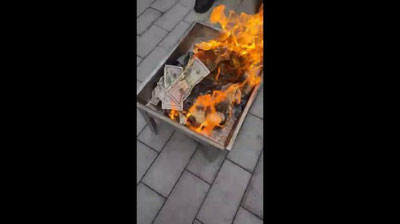 'Namanganda 19.500 AQSh dollari yoqib yuborildi. Chunki...'ning rasmi