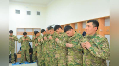 'Жиззахдаги ҳарбий қисмда “Ёш ватанпарварлар йиғини” лойиҳасининг иккинчи мавсуми бошланди'ning rasmi