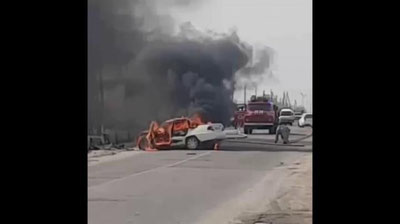 'Самарқандда Nexia 3 ва Nexia-2 автомобиллари тўқнашди. Натижада Nexia 2 ёниб кетди'ning rasmi