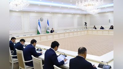 'Президент саноат зоналари майдонларининг 37 фоизи электр, сув, газ, йўл ва канализация билан таъминланмаганини танқид қилди'ning rasmi