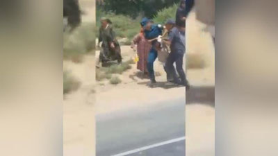 'Сурхондарёда фуқаролар МИБ ходимларини тошбўрон қилди (видео)'ning rasmi