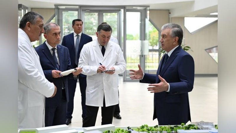 '"Шароит бор, муваффақият йўқ" — Шавкат Мирзиёев'ning rasmi