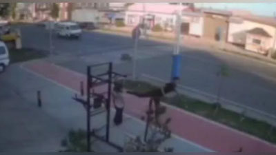 'Farg`onada qizni urib, tepib ketgan yigit nima sabab bu ishni sodir qilgani ma`lum bo`ldi (video)'ning rasmi