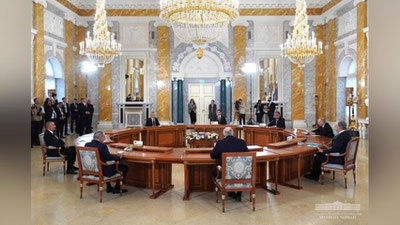 Изрображение 'Президент Шавкат Мирзиёев принял участие в неформальной встрече глав СНГ'