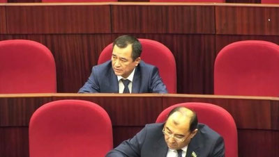 '"Vatan mudofaasi maktabdagi tarbiya bilan bog`liq" Deputat Iqbol Mirzo maktablarga qurol-yarog` tarqatishni taklif qildi (video)'ning rasmi