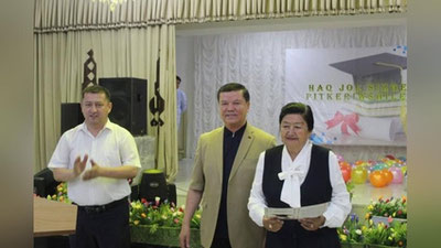 Изрображение 'В Нукусе 71-летняя женщина стала выпускницей вуза'