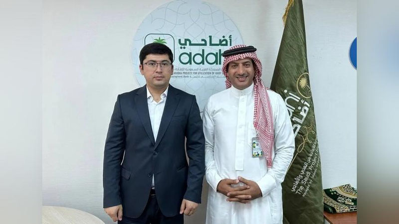 'Jidda shahrida "Haj-2024" mavsumiga tayyorgarlik ko`rish bilan bog`liq masalalar muhokama qilindi'ning rasmi