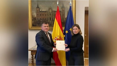 Изрображение 'Новый посол Узбекистан вручил копии верительных грамот в МИД Испании'