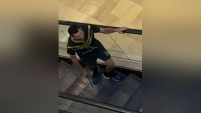 Изрображение 'Мужчина с ножом напал на посетителей торгового центра в Сиднее (видео)'