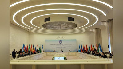 'Toshkent shahrida MDHga a`zo davlatlar bojxona xizmatlari rahbarlari Kengashining 78-yig`ilishi bo`lib o`tmoqda'ning rasmi