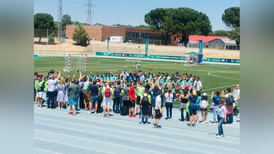 Изрображение 'Юные футболисты Узбекистана приняли участие в установлении рекорда Гиннесса'