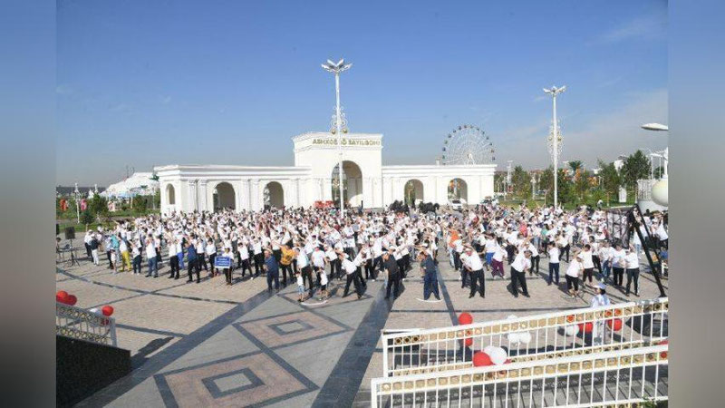 Изрображение 'Акция против вредных привычек прошла в парке "Ашхабад" (фото)'