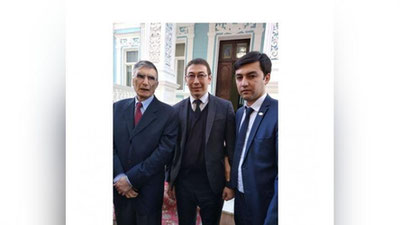 'Nobel mukofoti sohibi O`zbekistonda dars bermoqda'ning rasmi