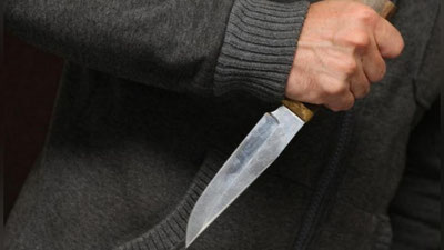 'Dehqonobodda o`qituvchi ikkinchi xotinining sevgilisi tomonidan pichoqlab o`ldirildi'ning rasmi