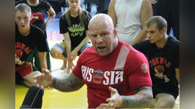 'Amerikalik MMA jangchisi Jeff Monson Rossiya fuqaroligini oldi'ning rasmi