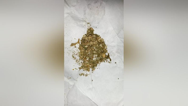 'Qo`shni respublika fuqarosiga O`zbekistonga kelish ta`qiqlandi va «Mersedes-Bens»idan ayrildi'ning rasmi