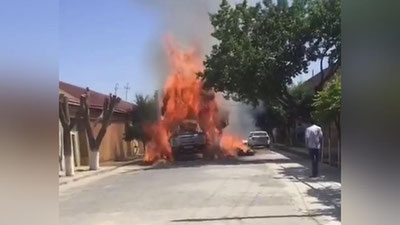 Изрображение 'Эпичное возгорание грузовика с соломой в Ургуте попало на видео'