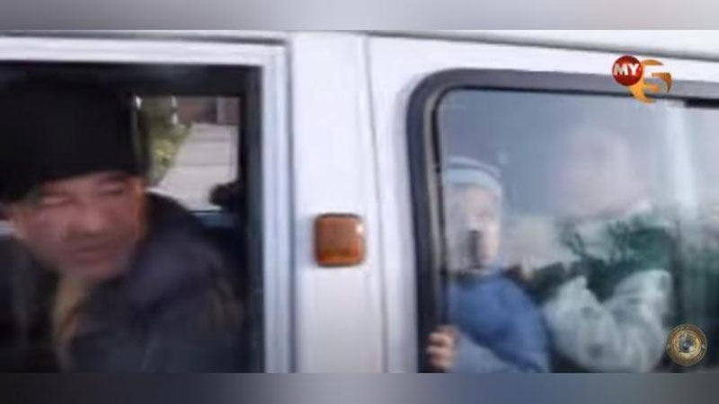 Изрображение 'В Карши остановили водителя, перевозившего 25 детей в "Дамасе" (видео)'