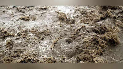 Изрображение 'В горах Ферганской области возможно прохождение гляциальных селевых паводков'