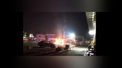 Изрображение 'В Янгиюле сгорел микроавтобус (видео)'