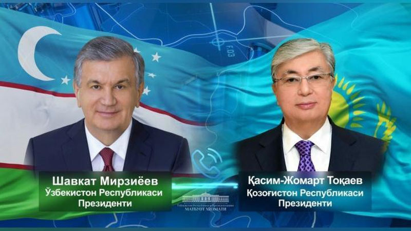 'Shavkat Mirziyoev Qozog`iston Prezidenti bilan telefon orqali muloqot qildi'ning rasmi