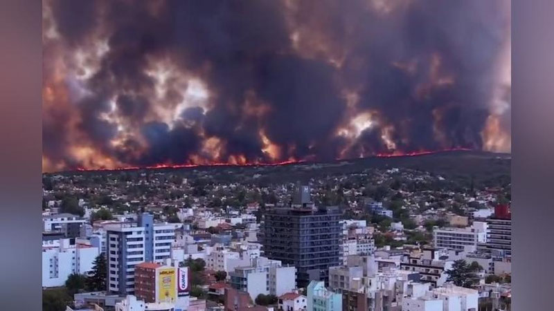 Изрображение 'Аргентинец решил сварить кофе и стал виновником масштабного лесного пожара (видео)'