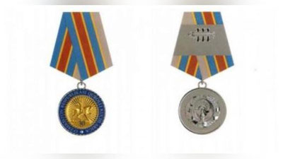 Изрображение 'Учрежден памятный знак в честь 30-летия Вооруженных Сил Узбекистана'