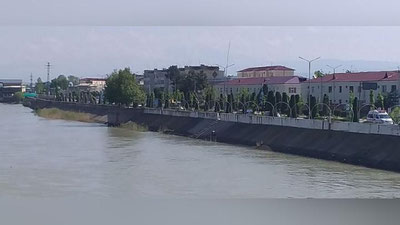 Изрображение 'В Наманганской области женщина пыталась утопиться вместе со своим ребенком'